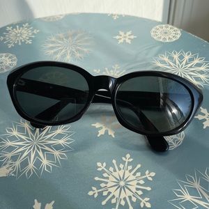 Dkny Stuyvesant K0510 Sunglasses Vintage Black plastic Oval w/ angles unisex